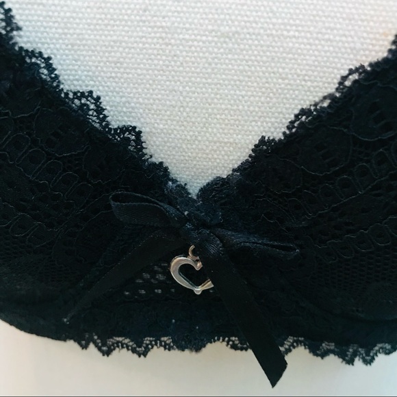 Cotton On Body Lace Bra Black Size 12D Underwire - Picture 4 of 8